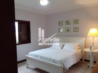 Casa em condomínio alto padrão