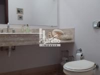 Casa em condomínio alto padrão
