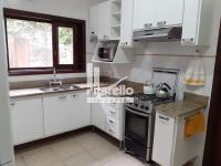 Casa em condomínio alto padrão