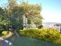 Casa em condomínio alto padrão