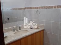 Casa em condomínio alto padrão