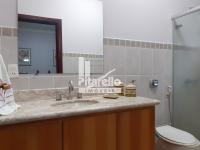 Casa em condomínio alto padrão