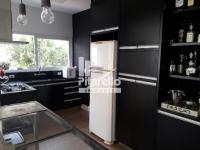 Casa - Cond Alto Padrão