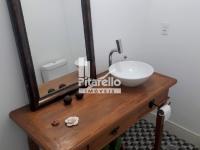 Casa - Cond Alto Padrão