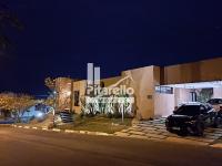 Casa em condomínio fechado