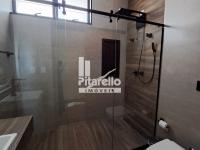 Casa em condomínio fechado