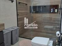 Casa em condomínio fechado