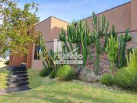Casa em condomínio fechado