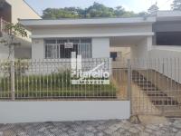 Casa - Comercial / Residencial