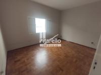 Casa - Comercial / Residencial