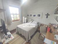 Casa á venda no Jardim São Roberto