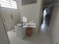 Casa á venda no Jardim São Roberto