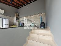Belíssima casa a venda em bairro central