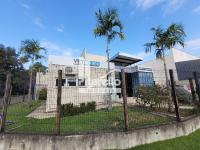 Casa container comercial de esquina e ótima localização a venda.