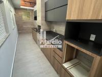Casa em condomínio