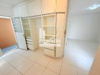 Casa em Condomínio fechado