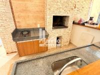 Casa em Condomínio Alto Padrão