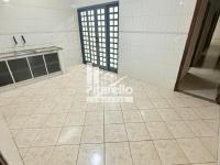 Casa térrea próxima ao Centro