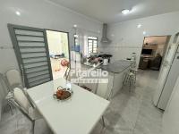 Barracão Comercial com Residência