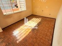 Casa no Centro com Garagem