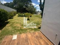 Casa - Cond Alto Padrão