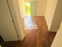 Casa - Cond Alto Padrão