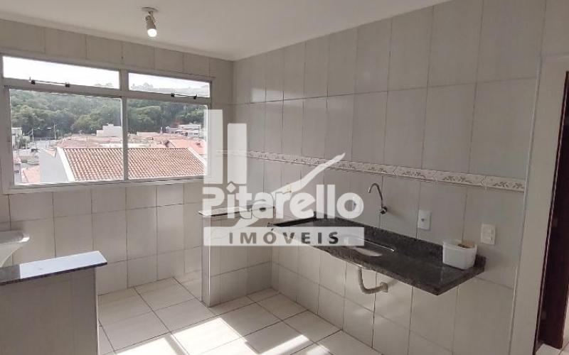Apartamento - Cond. Adelaide