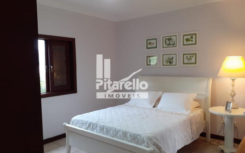 Casa em condomínio alto padrão