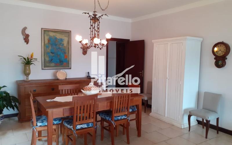 Casa em condomínio alto padrão