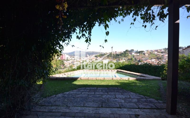 Casa em condomínio alto padrão