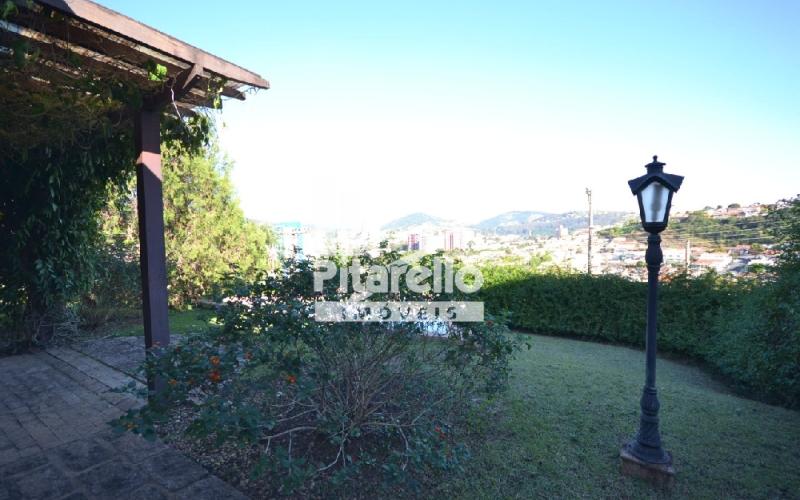 Casa em condomínio alto padrão
