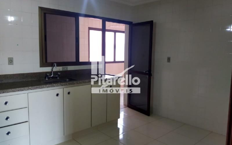 APARTAMENTO  - CENTRO