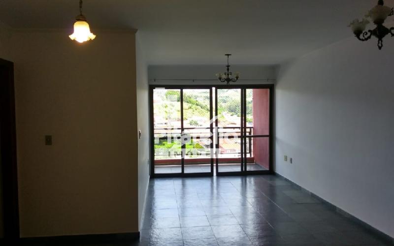 APARTAMENTO  - CENTRO