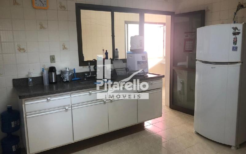 Apartamento - Ed Adriano Corsi