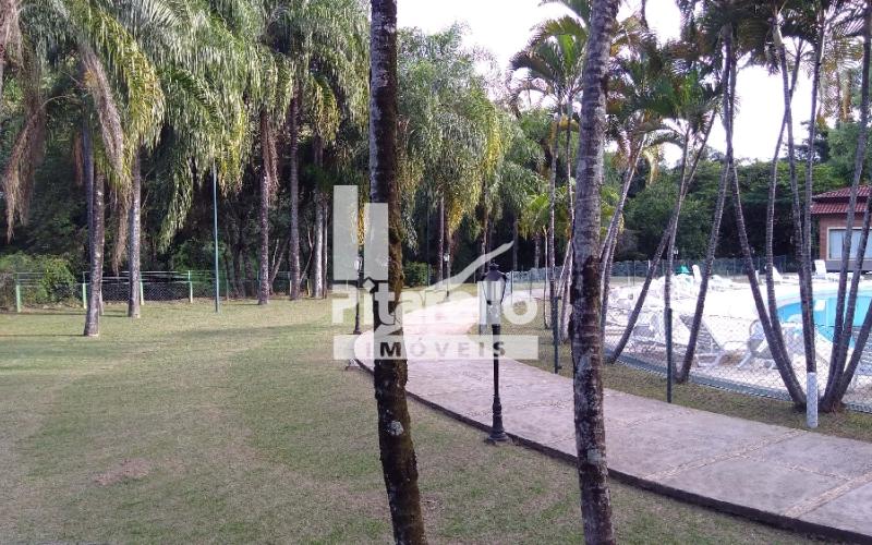 Casa em Condomínio