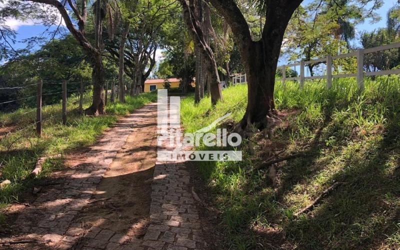 SITIO  - EM AMPARO