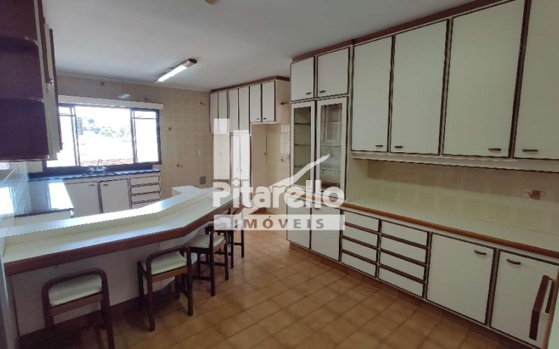 Apartamento no centro de Serra Negra