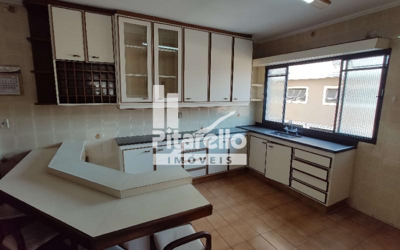 Apartamento no centro de Serra Negra