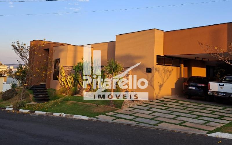 Casa em condomínio fechado
