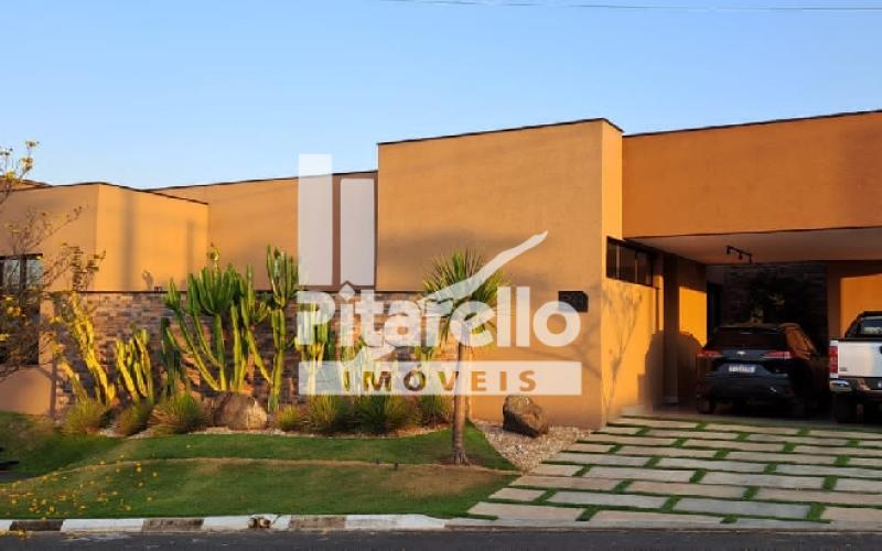 Casa em condomínio fechado