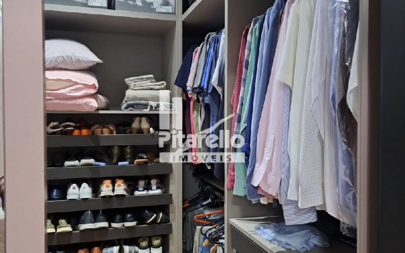 Casa em condomínio fechado