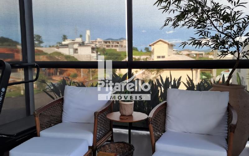 Casa em condomínio fechado