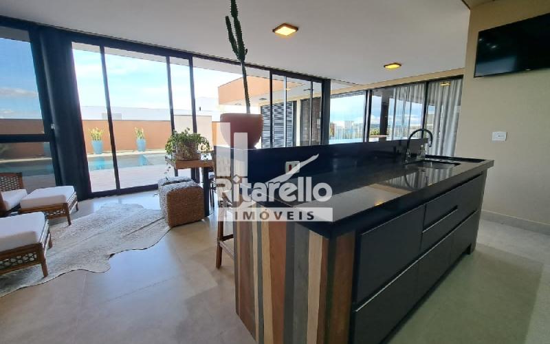 Casa em condomínio fechado