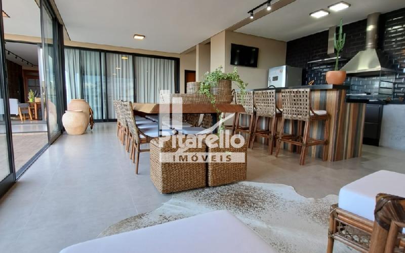 Casa em condomínio fechado