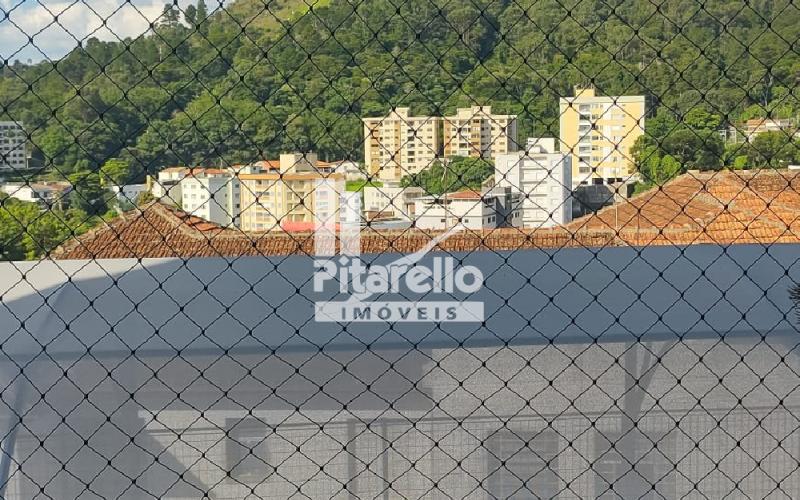 Apartamento no centro de Serra Negra