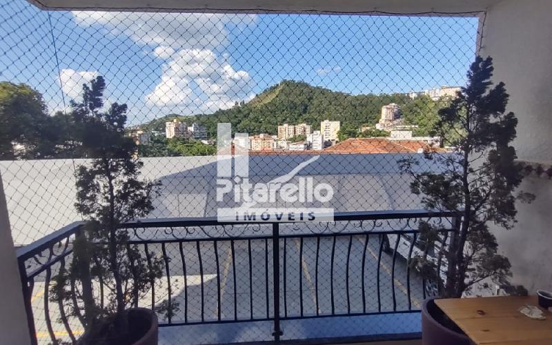 Apartamento no centro de Serra Negra