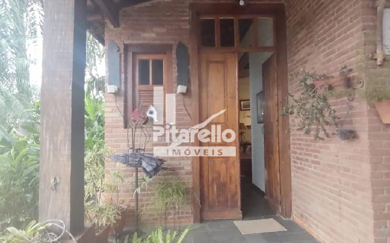 Casa á venda no Jardim São Roberto