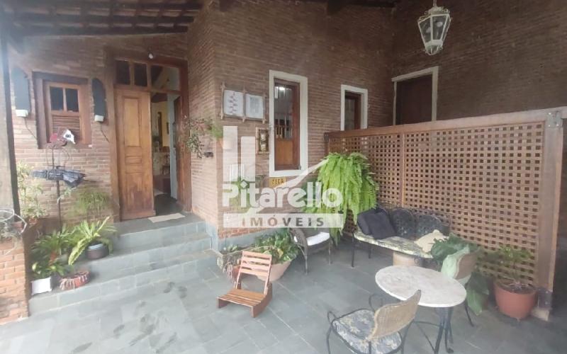 Casa á venda no Jardim São Roberto