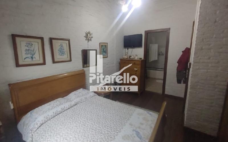 Casa á venda no Jardim São Roberto