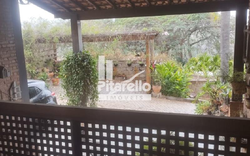Casa á venda no Jardim São Roberto